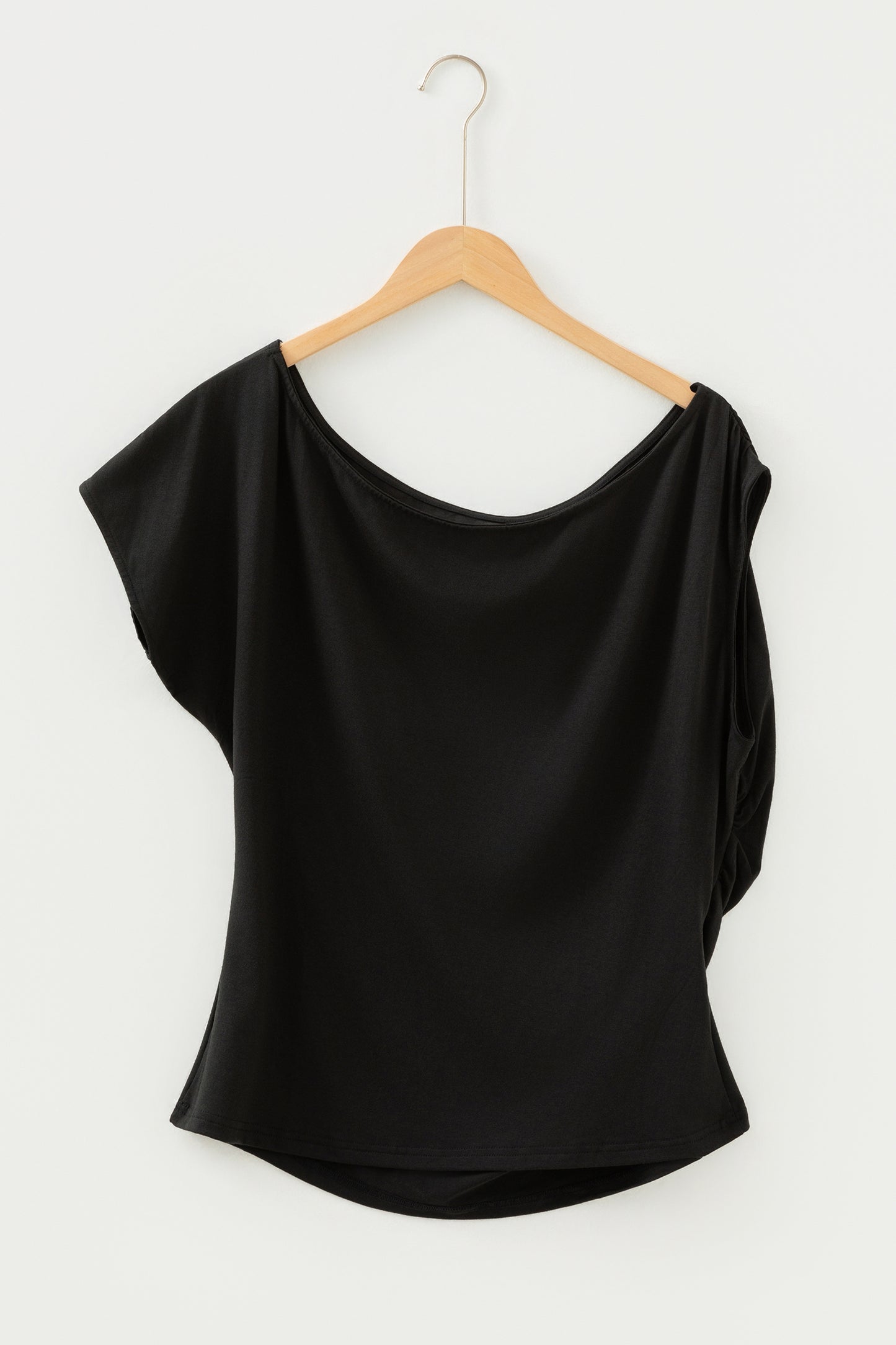 Black Plus Size Solid Color Asymmetric Neck Short Sleeve Blouse